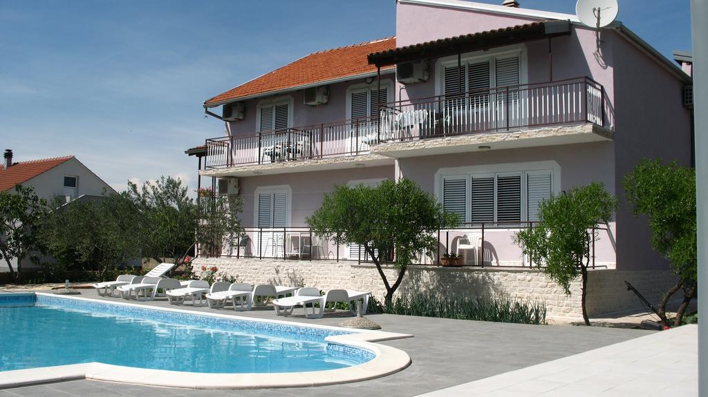 Krkahaus Hotel Lozovac Exterior photo